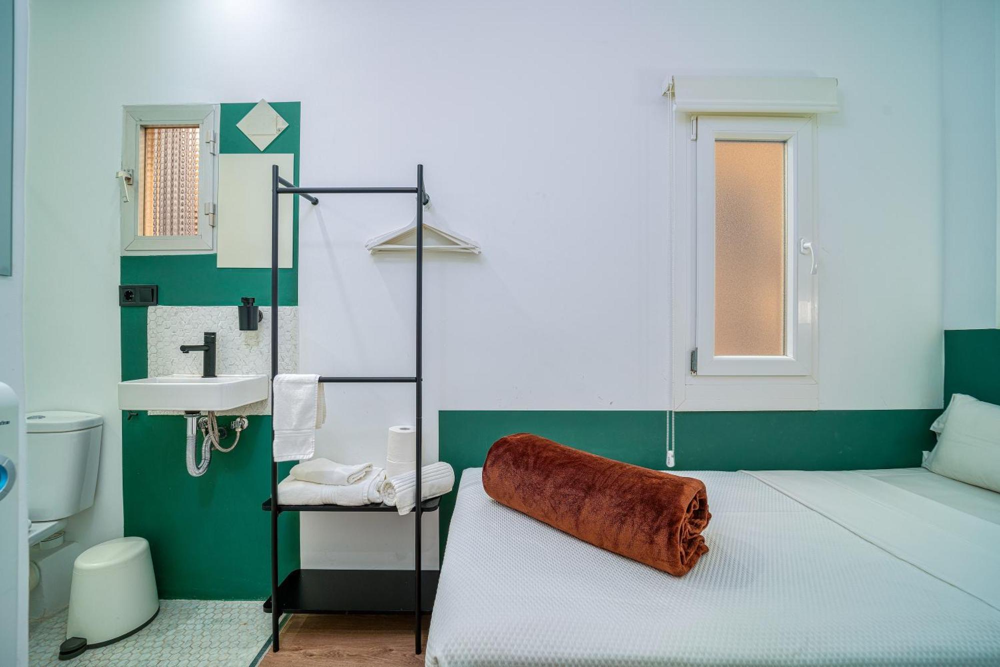 Angelitomad Hotell Madrid Eksteriør bilde