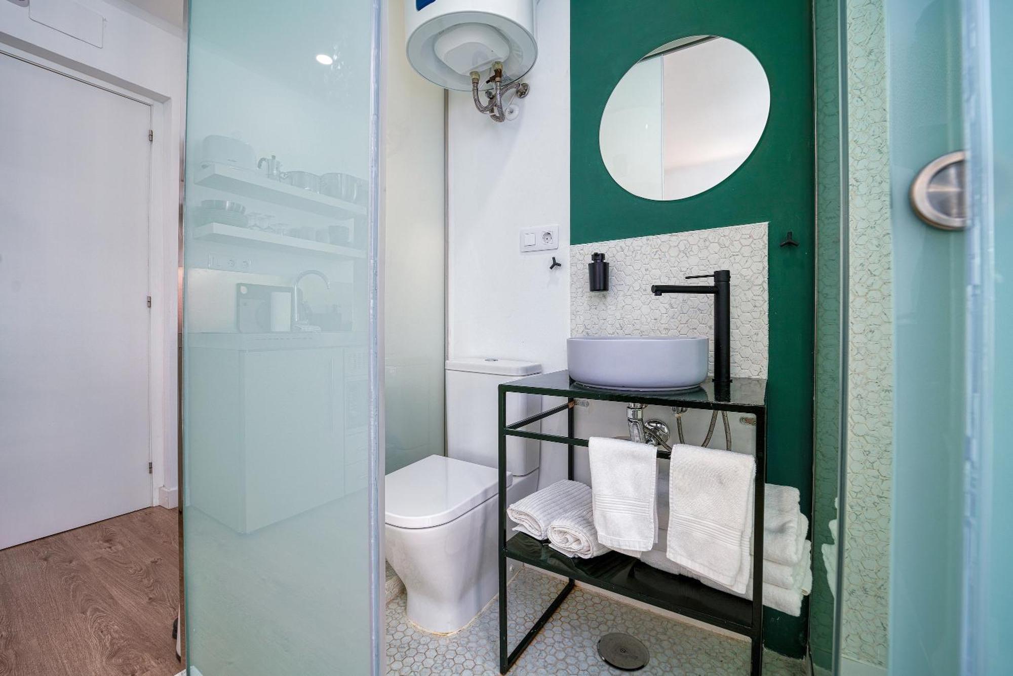 Angelitomad Hotell Madrid Eksteriør bilde