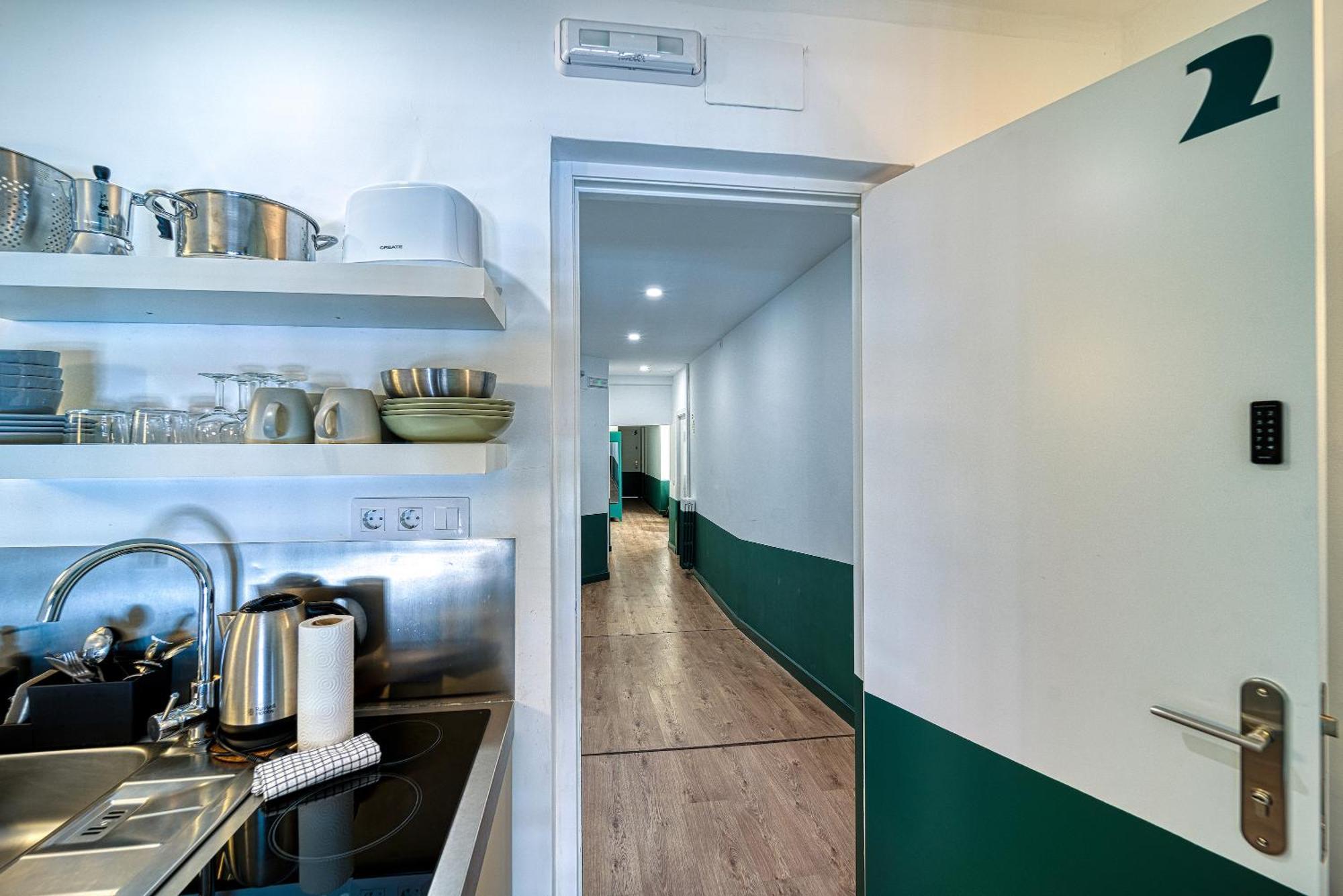 Angelitomad Hotell Madrid Eksteriør bilde