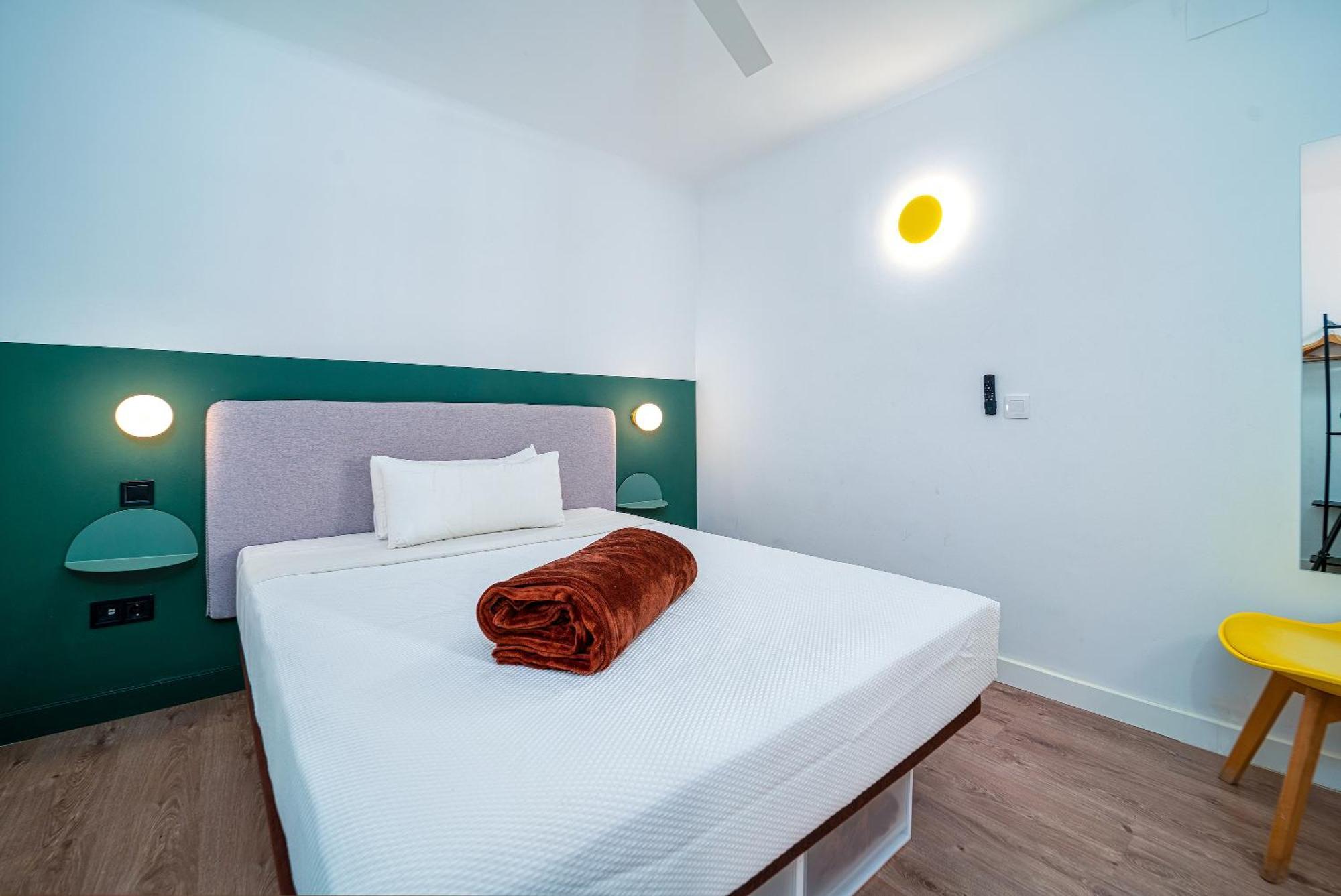 Angelitomad Hotell Madrid Eksteriør bilde