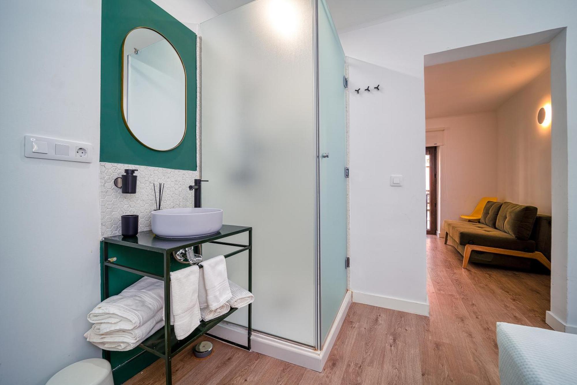 Angelitomad Hotell Madrid Eksteriør bilde