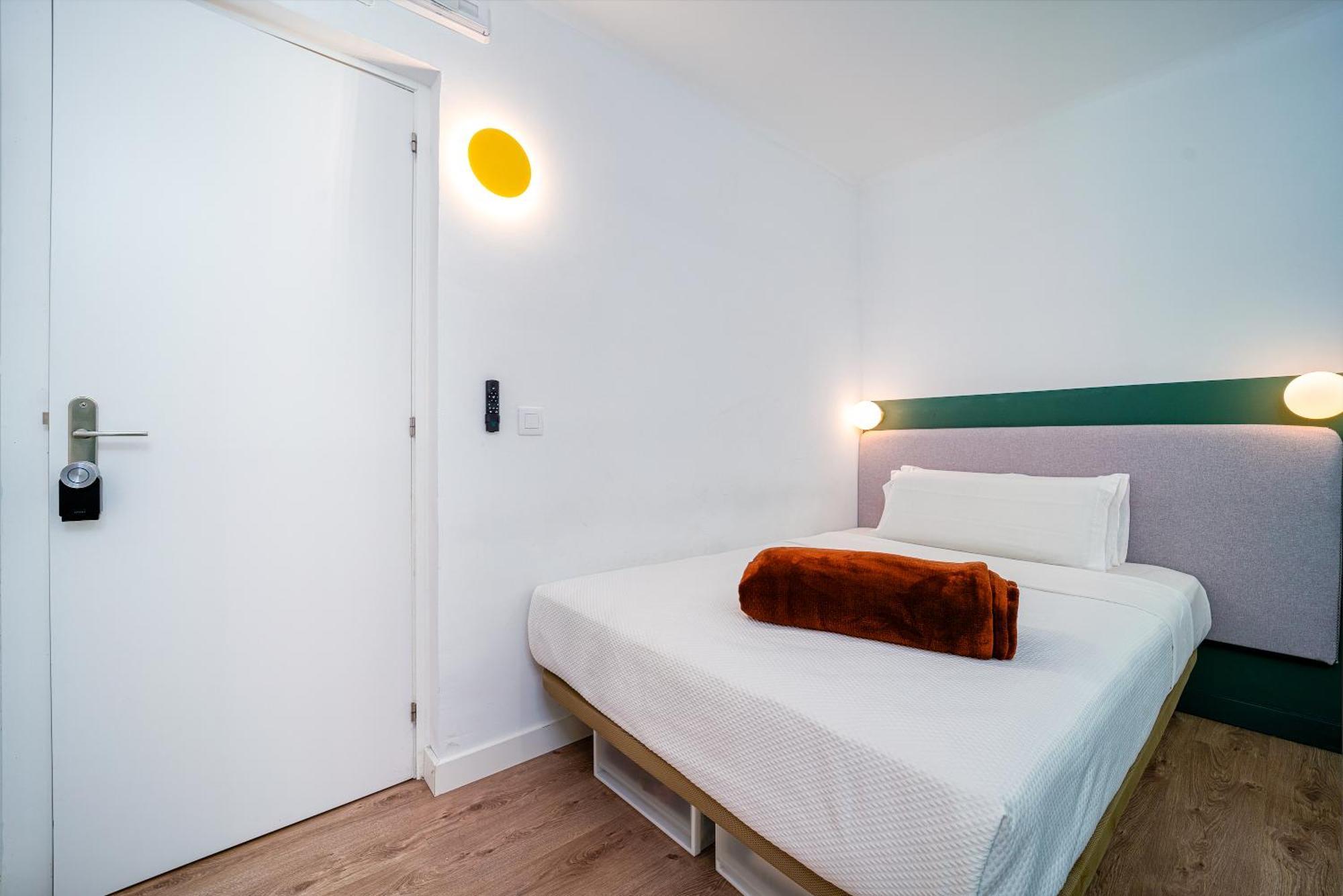 Angelitomad Hotell Madrid Eksteriør bilde